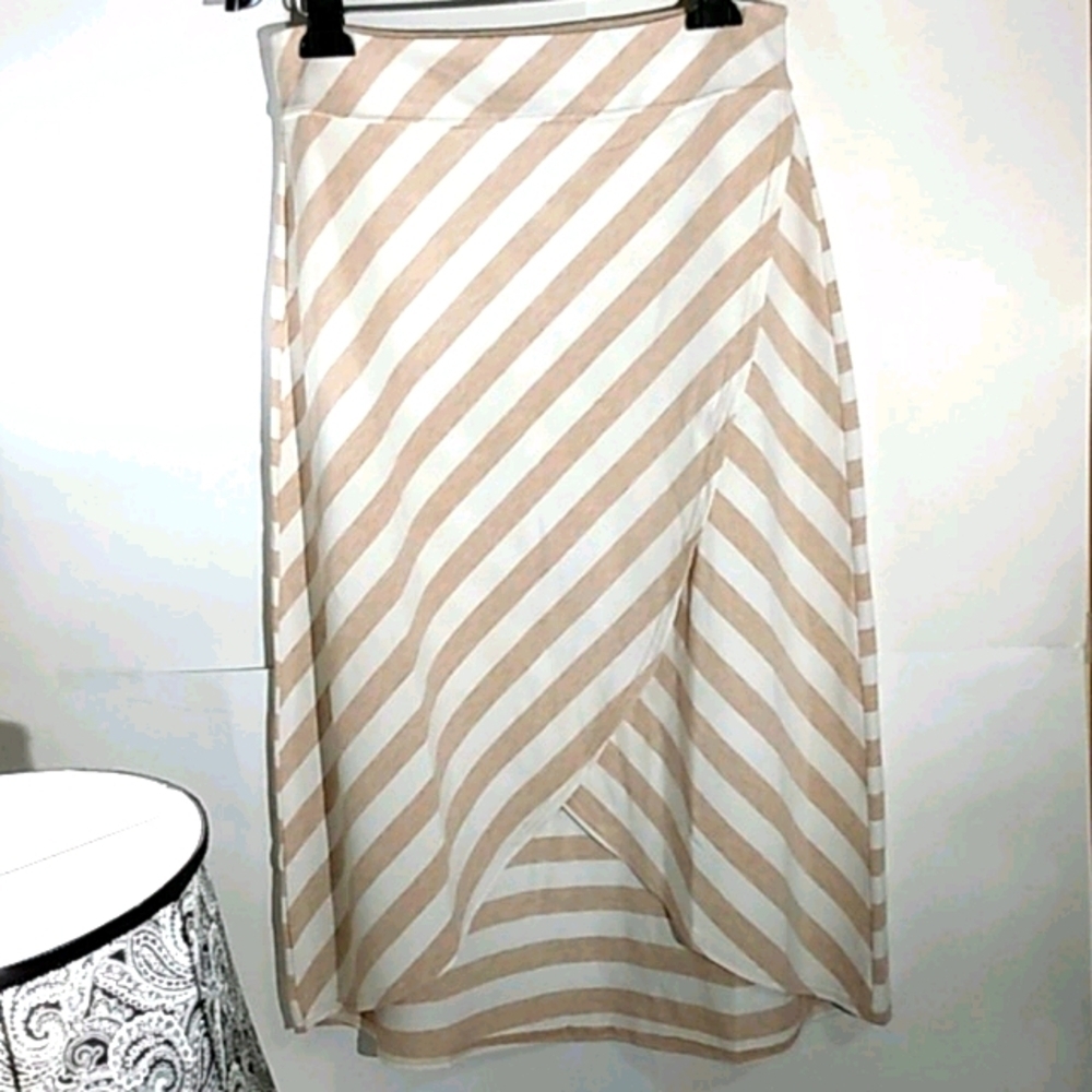 ATHLETA NWOT RIBBON STRIPE MIDI SKIRT SIZE MEDIUM - Picture 2 of 8